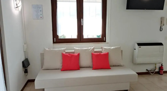 Студия Casa Lugana 1 - Monolocale con piscina fronte lago