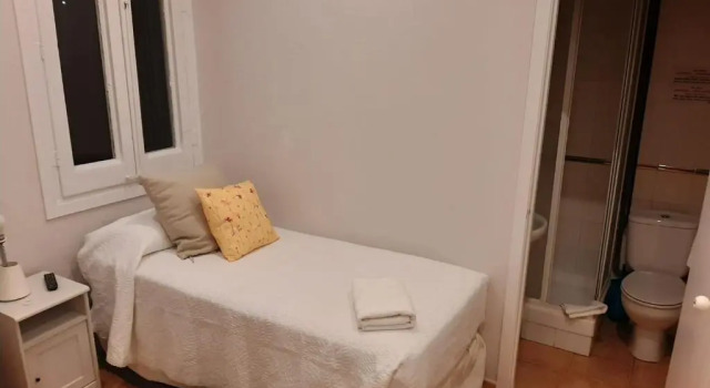 Одноместный номер Standard Casa Consell Gran Via, Guest House