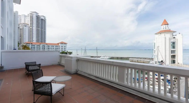 Люкс Superior The Suites at Waterside Straits Quay by Plush