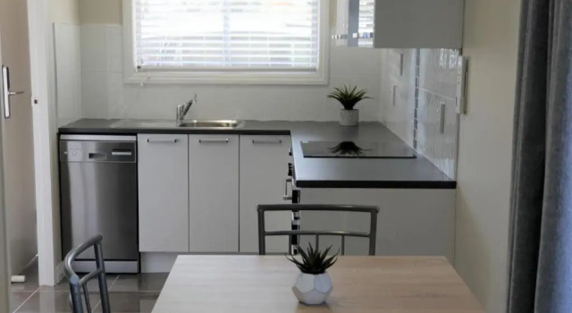 Апартаменты Superior Rose Apartments Unit 6 Central Rotorua-Accommodation & Spa