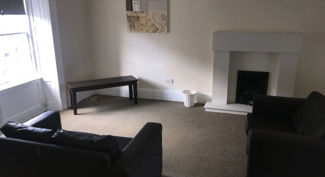 Smithyends Apartment
