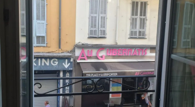 Stay in the heart of Nice, Забронировать Отель Ницца Приморские Альпы, рядом с Набережная Соединенных Штатов