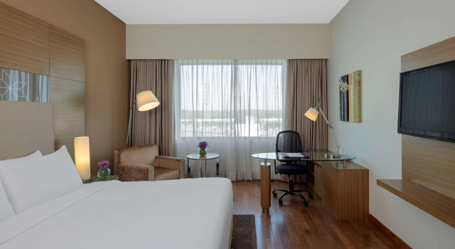 Номер Superior Radisson Gurugram Udyog Vihar
