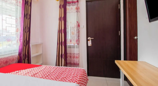 OYO 3256 Rukost I8, Book Hotel Karawang West Java