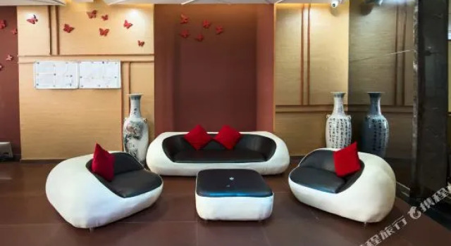 Tianxiang Hotel, Prenota Hotel Huanggang 