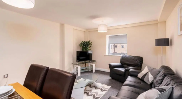 Cosy Apartment & Central Location & Contractors & DSA, Varaa Huoneisto Asunnot kohteessa Merseyside, Huoneisto