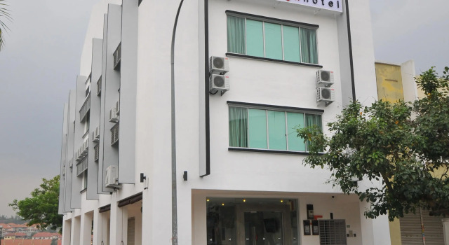 Капсула Superior M Design Hotel @ Seri Kembangan