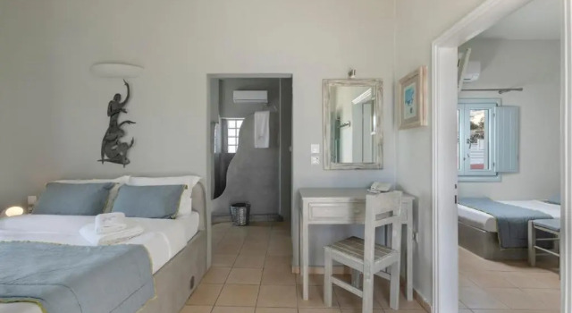 Семейный номер Standard с балконом Blue Dolphins Apartments