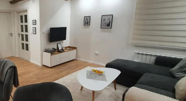 Apartment Kosuta F8