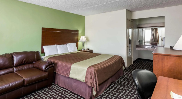 Двухместный номер Standard Days Inn by Wyndham Midland