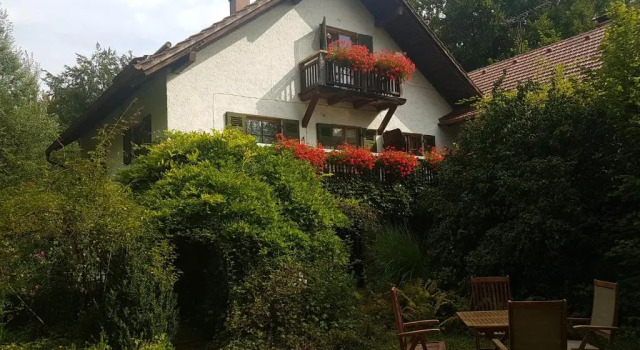 Апартаменты Martinas Place Bed & Breakfast