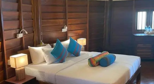 Номер Luxury Rockside Cabanas Hotel