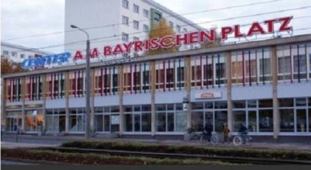 Hostelbar, Забронировать Отель Ост 
