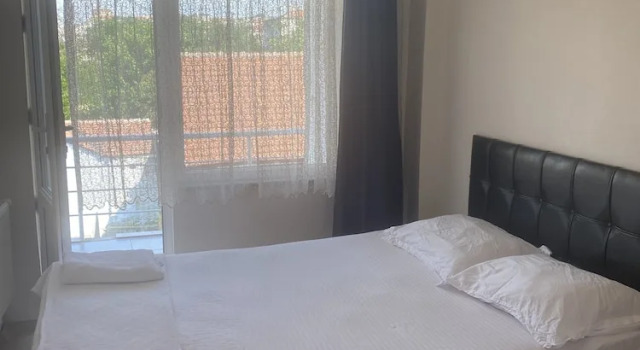 TANER PANSiYON, Varaa Huoneistohotelli Hotellit Marmara-alue pysäköinnillä, Pysäköinti