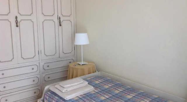 Коттедж Burgos House