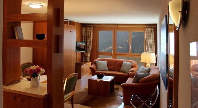 Aparthotel Ambassador, Buchen Sie Aparthotel Bellwald Goms