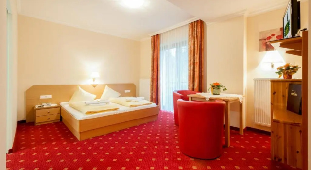 Трёхместный номер Standard Hotel Landhof Simeter GMBH