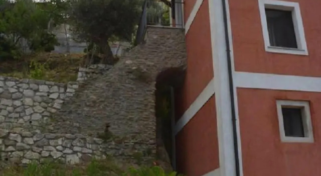 B&B La Casa Rossa, Varaa Bed and Breakfast Paola Calabria