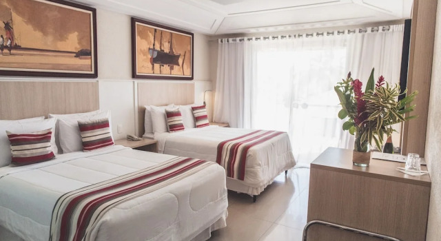 Люкс с видом на бассейн Hotel Ferradura Resort