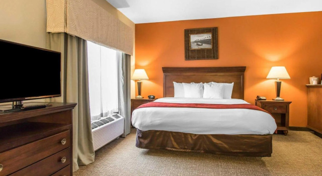 Двухместный люкс c 1 комнатой Spark by Hilton Pelham Birmingham I 65