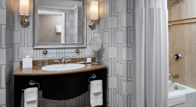 Двухместный номер Standard Hotel AKA Back Bay