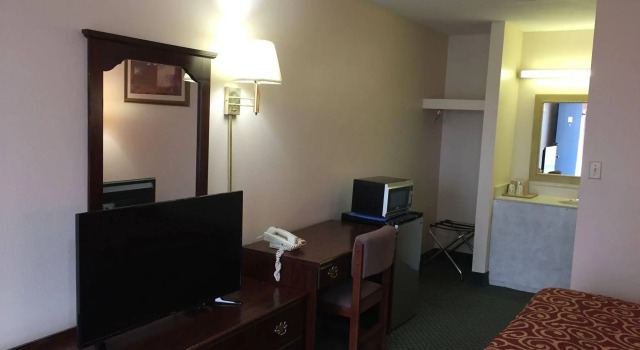 Economy Inn, Брондау Мини-қонақ үй Сейнт Джеймс Ozark