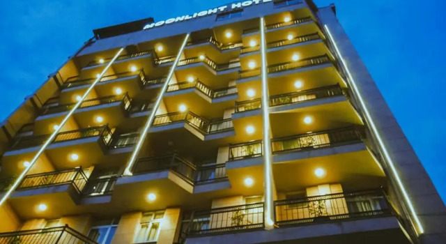 Moonlight Hotel