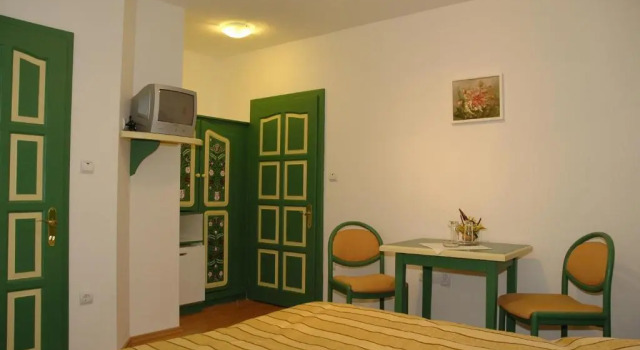 Hotel Sugas, Prenota Hotel Sfantu Gheorghe Covasna
