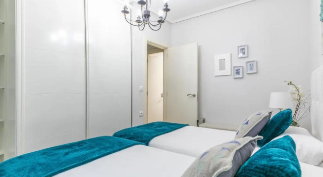 Gran Via 1.2 by Forever Rentals, Book Hotel Deusto 