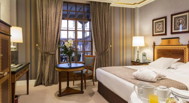 Номер Premium Eurostars Hotel de la Reconquista