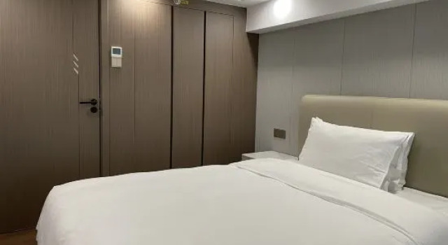 Люкс Comfort с видом на закат Xiaocheng International Apartment Hotel