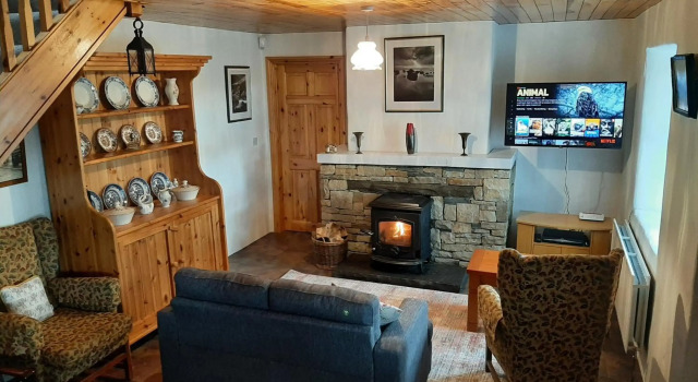 Traditional Cosy Cottage with beautiful views, Prenota Casa vacanze Hotel a Connacht con parcheggio, Parcheggio