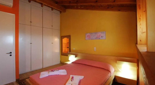 Kladas House Xanthates Corfu, Забронировать Отель Нимфес Греция