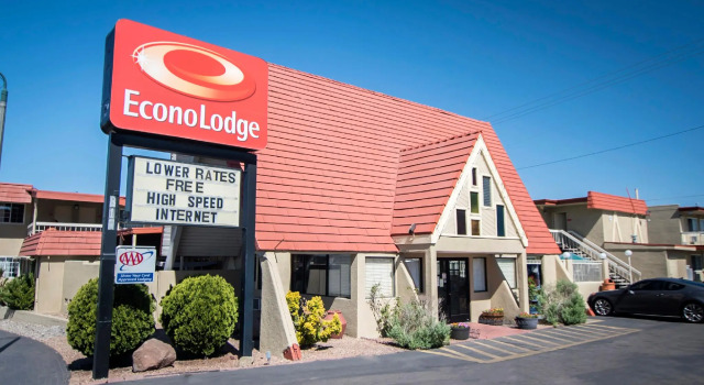 Econo Lodge Downtown Albuquerque, Rezerwuj Hotel Hotele w Albuquerque z parkingiem, Parking