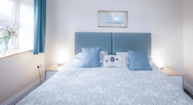 The Chaffhouse - 4 Bedroom - Llangennith, Book Feriehus Villaer i Cardiff, Villa