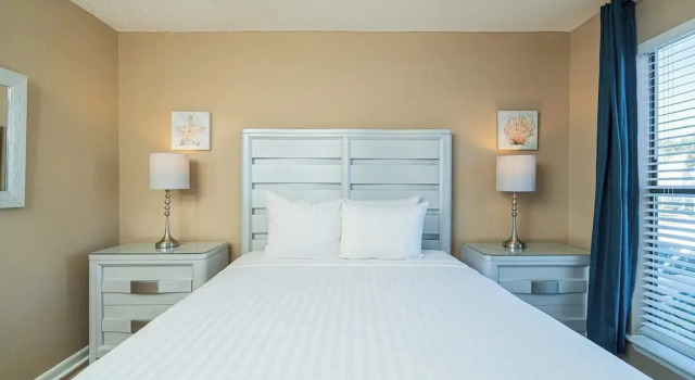 Beachfront Joy at Sandpiper Cove, Varaa Huoneisto Destin Emerald Coast