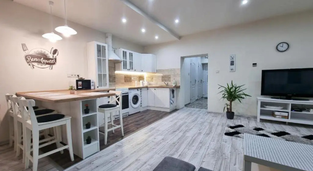 Апартаменты High Street Apartman