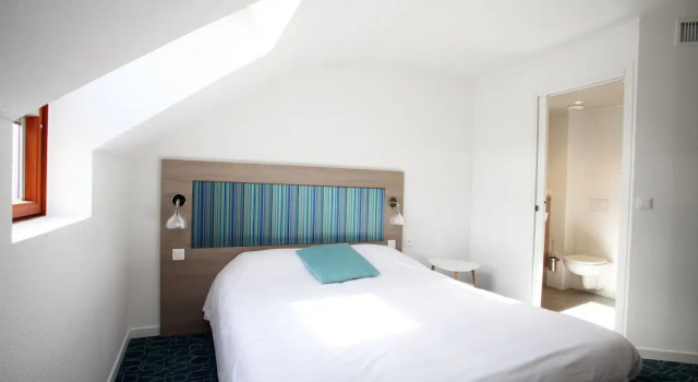 Номер Standard Hôtel REVOTEL Nancy Centre Gare et Congrès