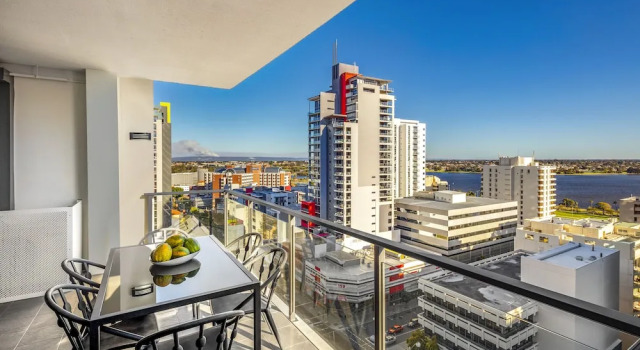 Апартаменты Executive с 2 комнатами с балконом Quest East Perth