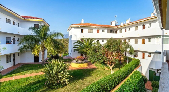 Las Colinas Apartment with Seaviews Ref 51