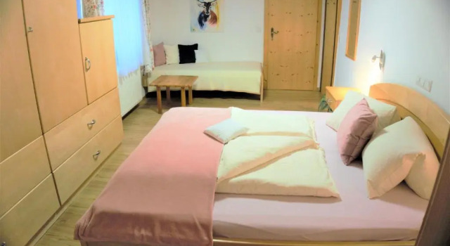 Ferienwohnung Stallhäusl, Rezerwuj Hotel Hotele w Salzburg z parkingiem, Parking