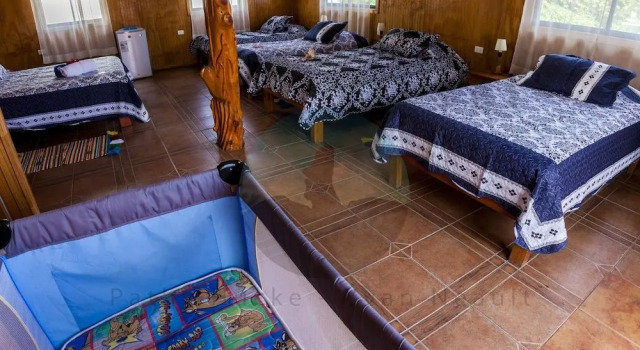 Cabaña Isla de Pascua Eco Hostal 1003, Prenota Hotel Hotel a Valparaíso con parcheggio, Parcheggio
