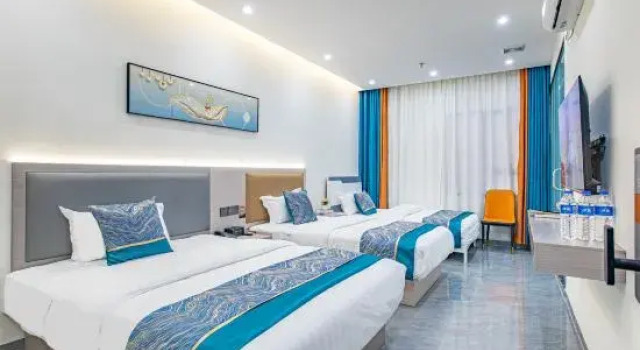 Golden Lake Bay Hotel, Rezerwuj Hotel Hotele w Zhuhai z parkingiem, Parking