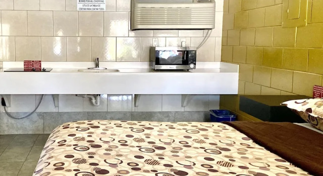 Номер Economy Savannah Inn and Suites Savannah Port Area