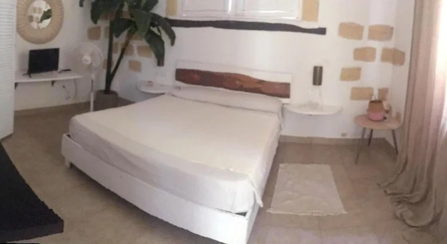 House With one Bedroom in Lampedusa, With Wonderful sea View, Enclosed Garden and Wifi - 1 km From the Beach