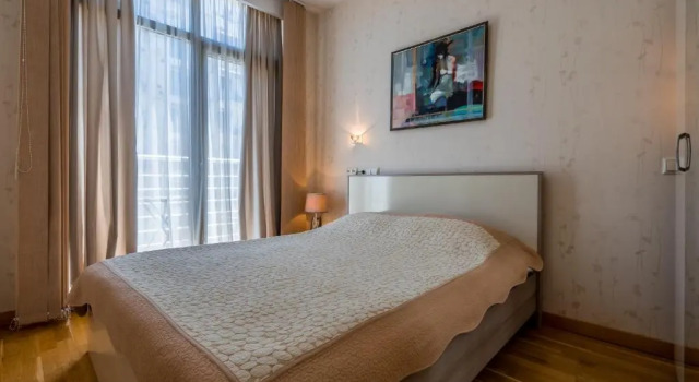 Rustaveli Business Center Apartments - Rustaveli Avenue, Забронировать Апартаменты/квартира Мтацминда Тбилиси, рядом с Tеатр имени Марджанишвили