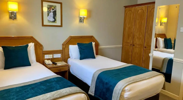 Двухместный номер Standard Harcourt Hotel