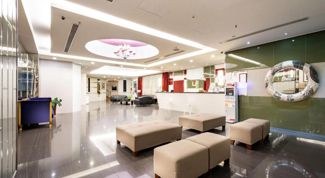 YOYO Hotel