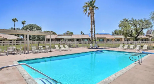 Апартаменты Spacious Condo w/ Mtn Views in Palm Desert!