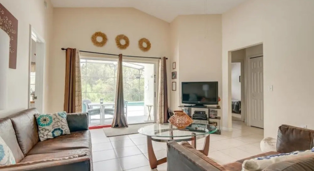 Virginie's Clear Creek 5 Bedroom Home